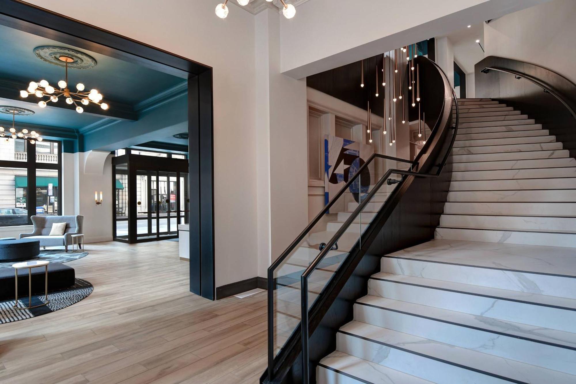 Courtyard By Marriott Cincinnati Downtown Extérieur photo